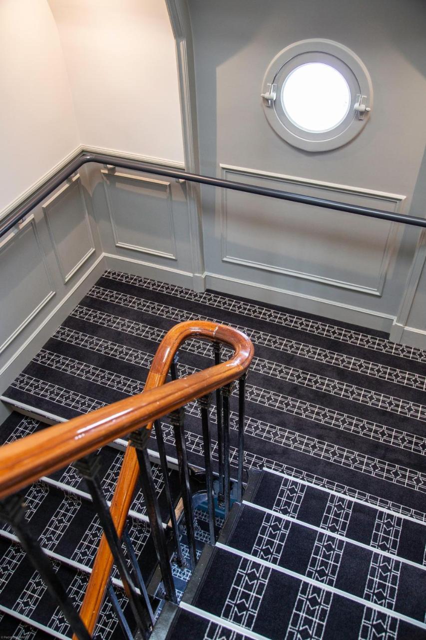 Lenox Montparnasse Hotel